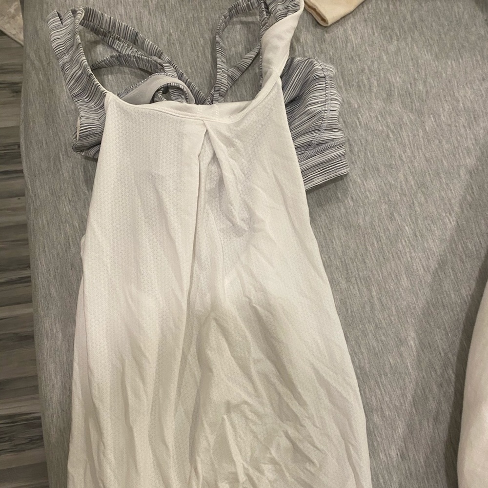 Lulu lemon tank built in bra